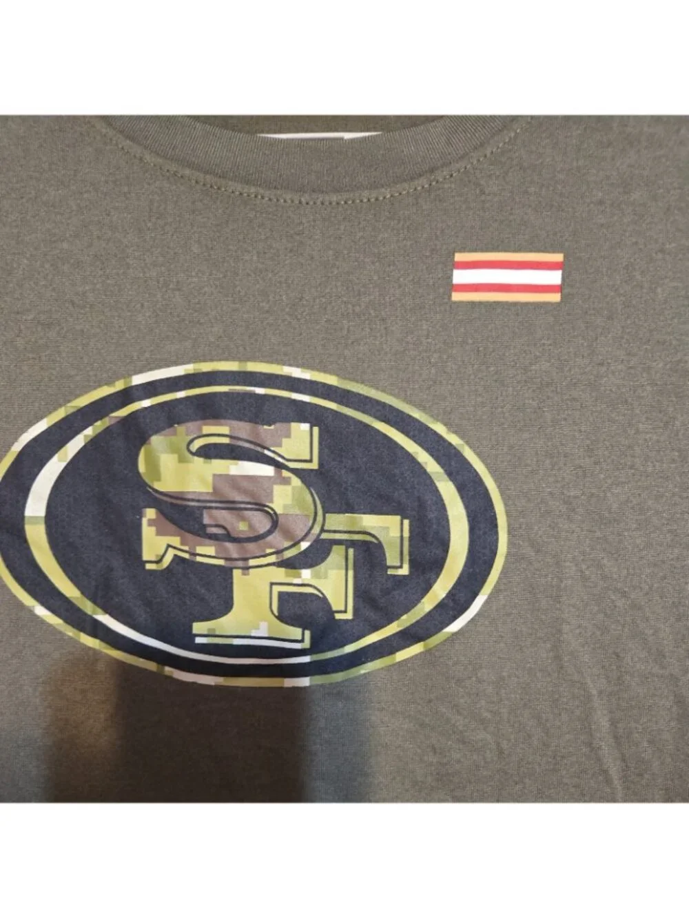 San Francisco 49ers Forty Niners Camo Salute to Service Nike Shirt Youth XL